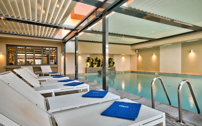 Luna Pool 1